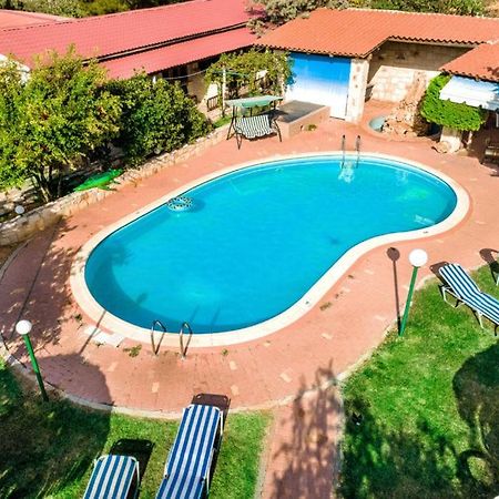 מאליה Harmony Hotel & Studio מראה חיצוני תמונה