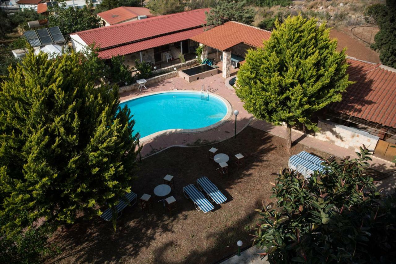 מאליה Harmony Hotel & Studio מראה חיצוני תמונה